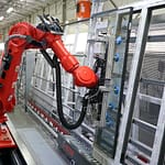 Pierwszy w Polsce robot do montażu szyb zespolonych w fabryce PAGEN