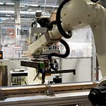 Efekt zastosowanie robotów w fabryce mebli SITS Industry