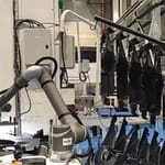 Harmonijna praca operatorów, kobotów i robotów mobilnych