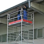 Planujesz mobilne stanowisko pracy na wysokości? Oto 4 propozycje dla zakładów przemysłowych mobilne stanowisko pracy na wysokości