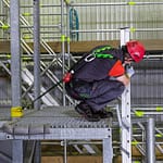 Lekkie, wszechstronne zabezpieczenie dla pracujących blisko krawędzi Miller TurboLite TM Edge