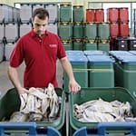 Bezpieczny pojemnik SaCon® – transport i składowanie czyściw bez ryzyka Bezpieczny pojemnik SaCon®