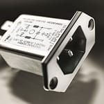 Złacze zasilające z filtrem typu 5120 z plastikowym, płaskim kołnierzem montażowym Złacze zasilające z filtrem