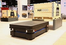 Mobile Industrial Robots (MiR) wprowadza na rynek robota MiR1000do transportu dużych ładunków i palet o masie do 1 tony i jako pierwszy producent w branży włącza AI do systemunawigacji całej floty robotów MiR robot MiR1000