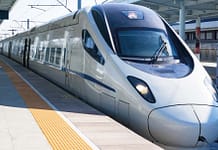 Kompletny system połączeń i dystrybucji instalacji elektrycznych w pojazdach szynowych system połączeń