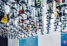 W fabrykach na świecie działają ponad 3 miliony robotów przemysłowych