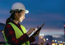 Schneider Electric publikuje pierwszy w branży przewodnik dotyczący optymalizacji centrów danych z wykorzystaniem potencjału sztucznej inteligencji ChatGPT Przemysł