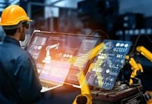 Ponad 500 000 robotów przemysłowych dostarczonych w 2023 r. robotyzacja roboty przemysłowe