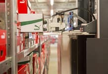 Tak to jest zrobione: Inteligetne roboty przejmują półki w handlu elektronicznym Inteligetne roboty