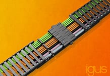 Oszczędność czasu oraz przestrzeni montażowej dzięki inteligentnym złączom modułowym Oszczędność czasu oraz przestrzeni