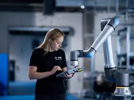 Polska produkcja robotyzuje się krok po kroku. AI na radarze firm produkcyjnych. Universal Robots podsumowuje rok 2025 w Polsce