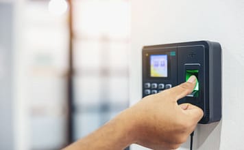 Czym są czytniki biometryczne i gdzie mają zastosowanie?