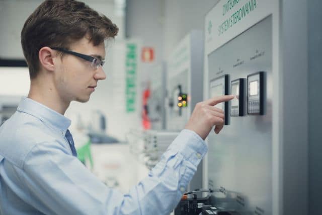 ASTOR ogłasza Dzień Inżyniera 4.0 (1) Polski PKB pędzi