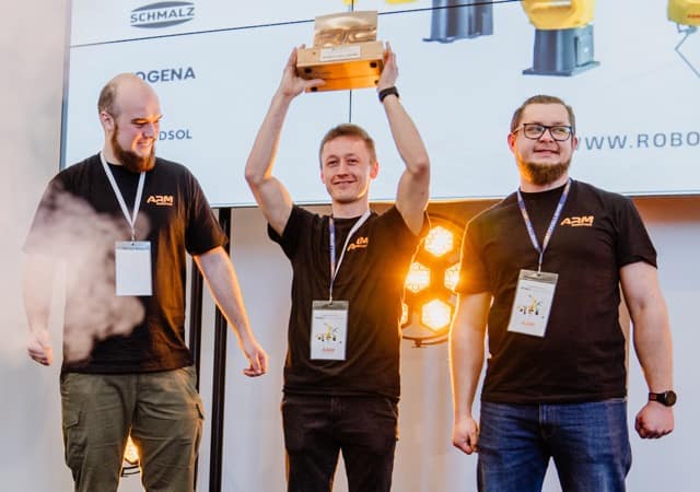 Robo Challenge 2025 zwycięzcy w kategorii integratzorzy Średni Robo Challenge