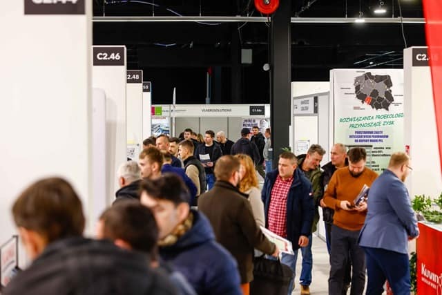 _S1A6179 Średni Technologie, efektywność, przemysł, Ptak Warsaw Expo